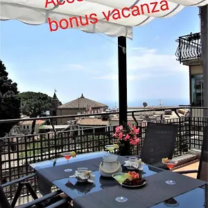 Апартаменты La Petite Maison, Таормина